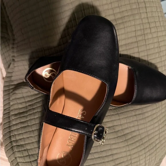 Sam & Libby Black Buckle Flats size 8.5 - Picture 1 of 6